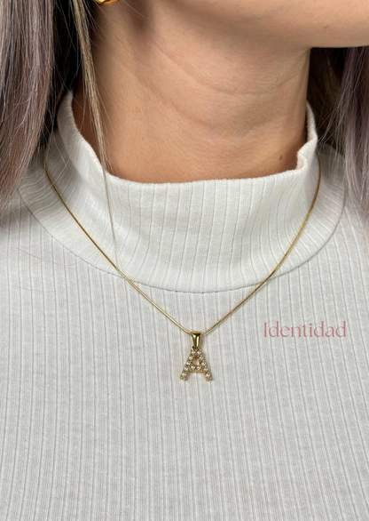 Collar Identidad